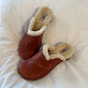 Women’s Ugg Clogs
